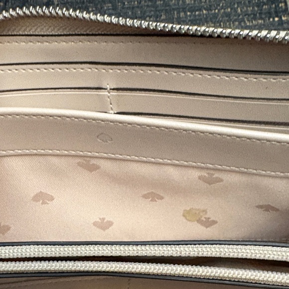 Kate Spade Cream and White Clutch - Picture 2 of 5